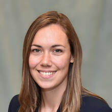 Dr. Noyes headshot