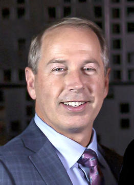 Headshot of Dr. Holt