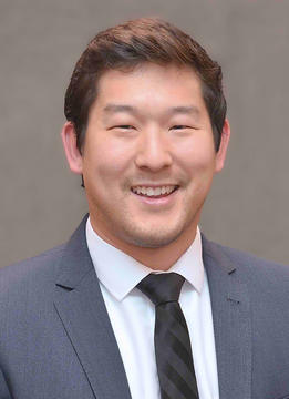 Dr. Feng Headshot