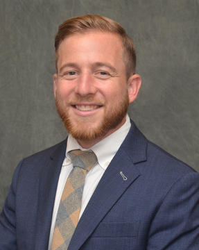 Dr Dan Faden portrait