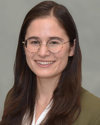 Julia Telischi, MD, headshot