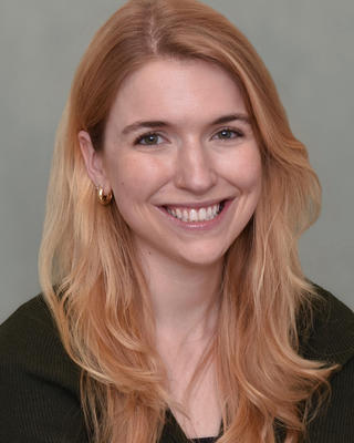 Catherine Roy Headshot