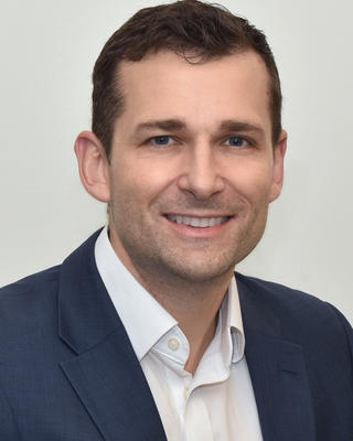 Headshot of Dr. Naunheim