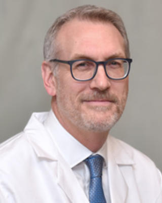 Dr. Holbrook headshot
