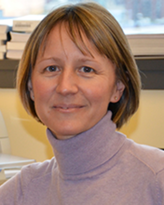 Dr. Gwen Geleoc portrait