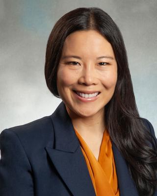 Linda Lee, MD