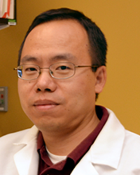 Dr. Mingqian Huang portrait